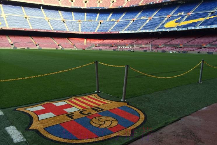 皇马巴萨负债共20亿欧 巴萨今年有7亿欧债务到期